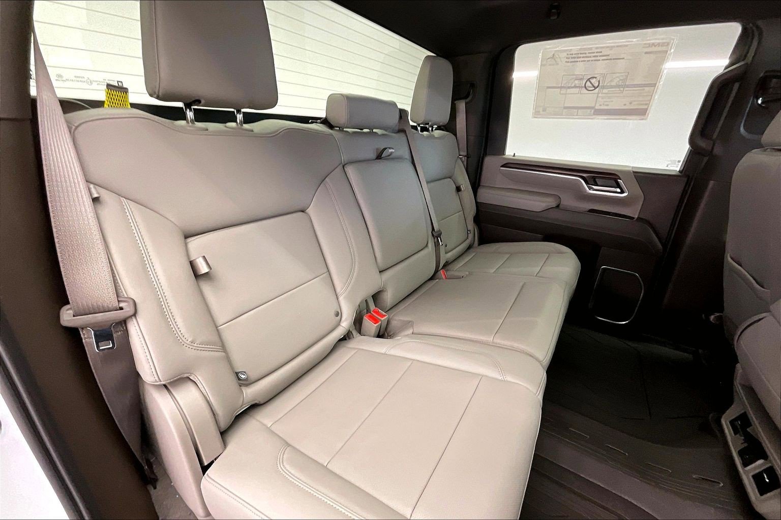 New 2026 GMC Sierra 2500 SLT image 10