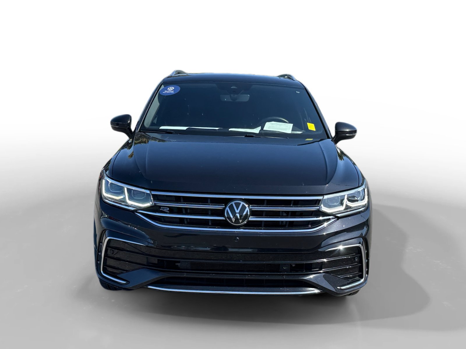 Certified 2024 Volkswagen Tiguan SEL R-Line AWD/4WD image 8