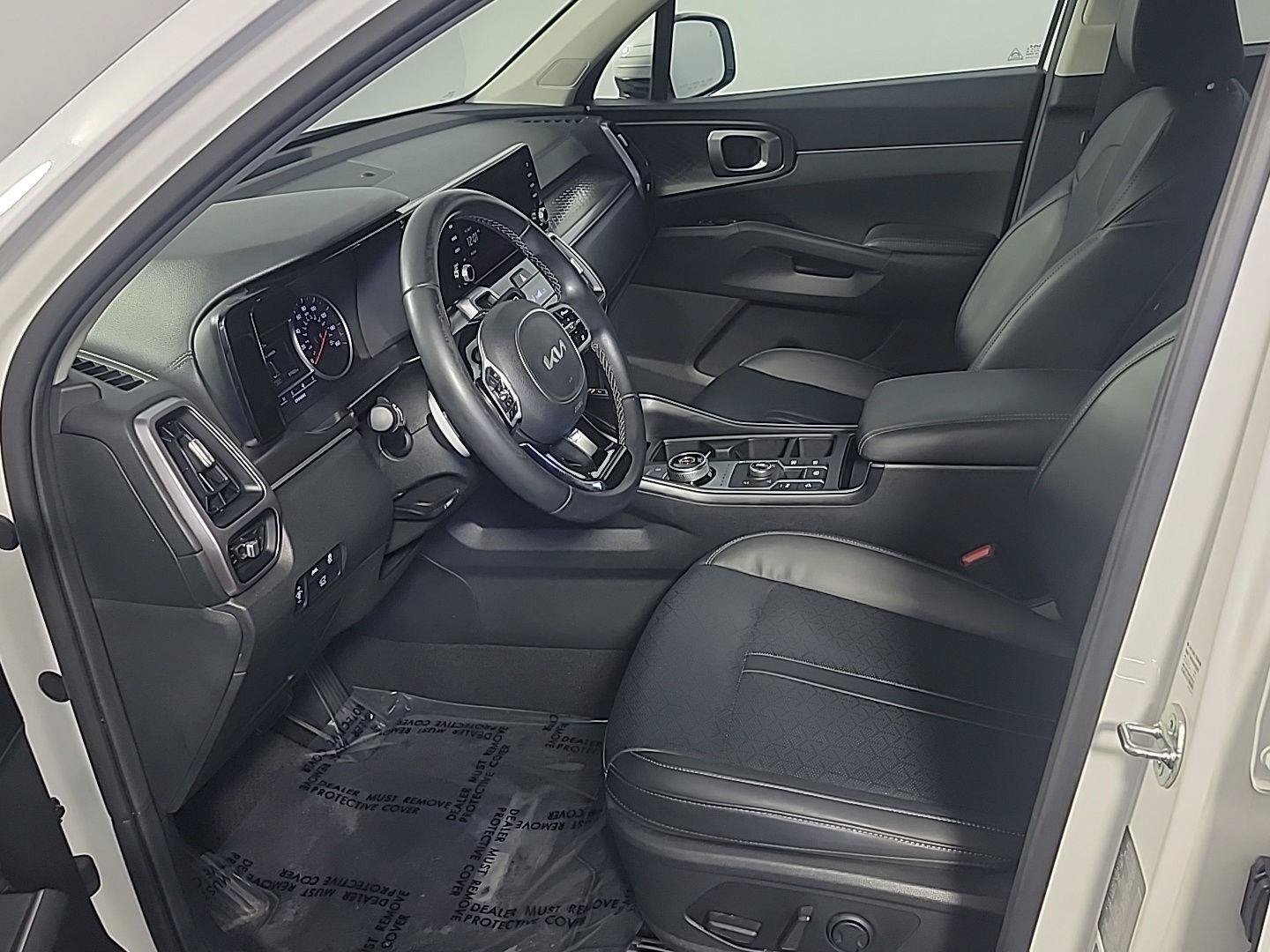 Used 2023 Kia Sorento EX AWD/4WD image 19