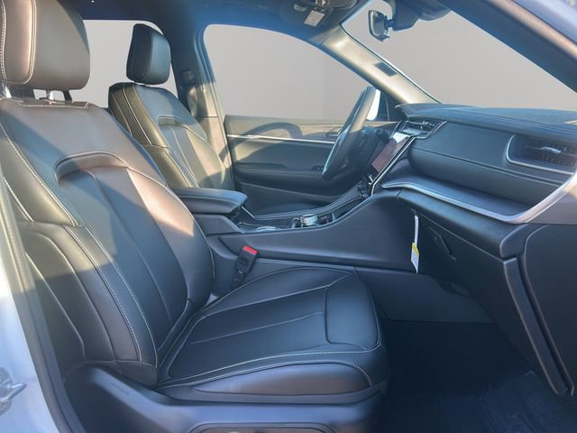 New 2025 Jeep Grand Cherokee Limited image 20