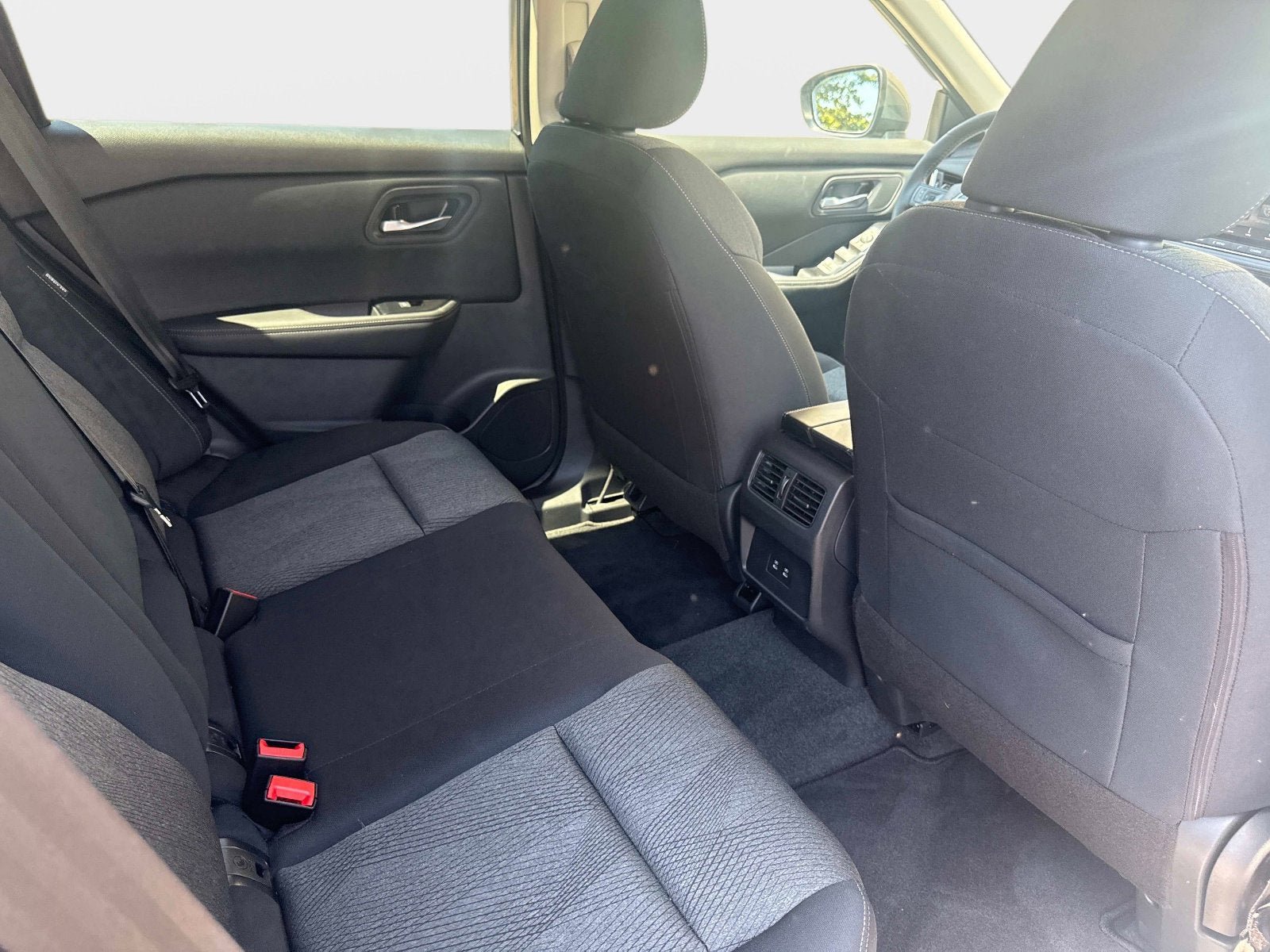 Certified 2026 Nissan Rogue SV w/ Cold Weather Package FWD image 12