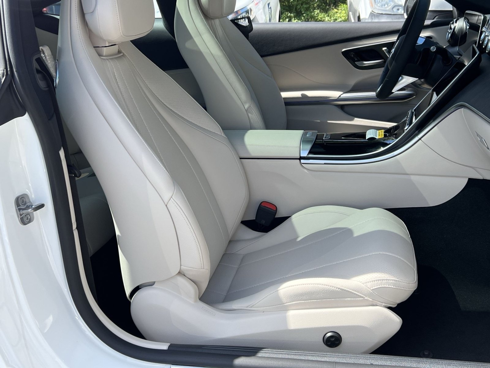 New 2026 Mercedes-Benz CLE 300 4MATIC Coupe image 33