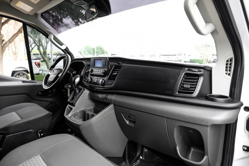 Used 2021 Ford Transit 350 XLT image 9