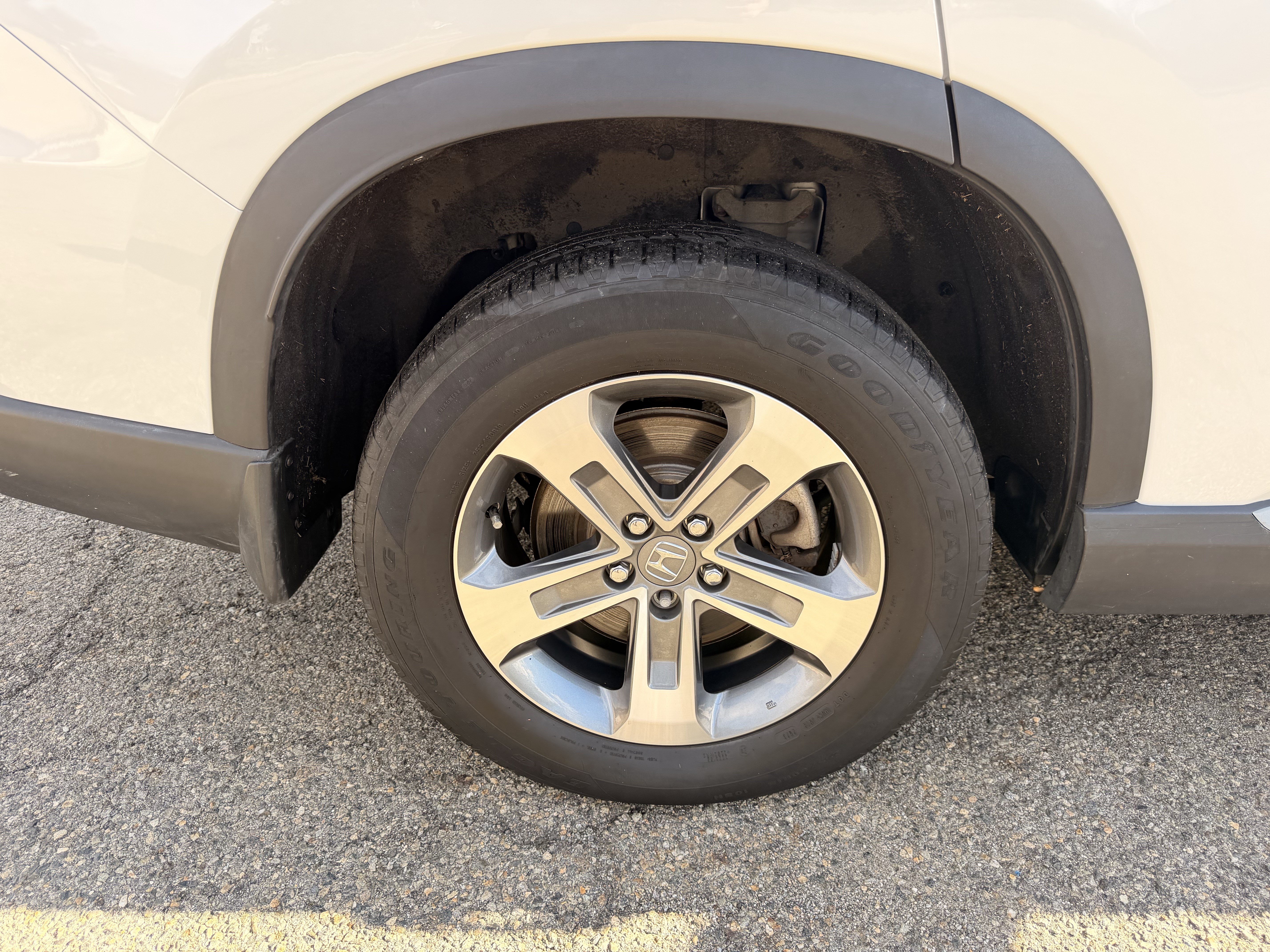 Used 2023 Honda Pilot EX-L image 9