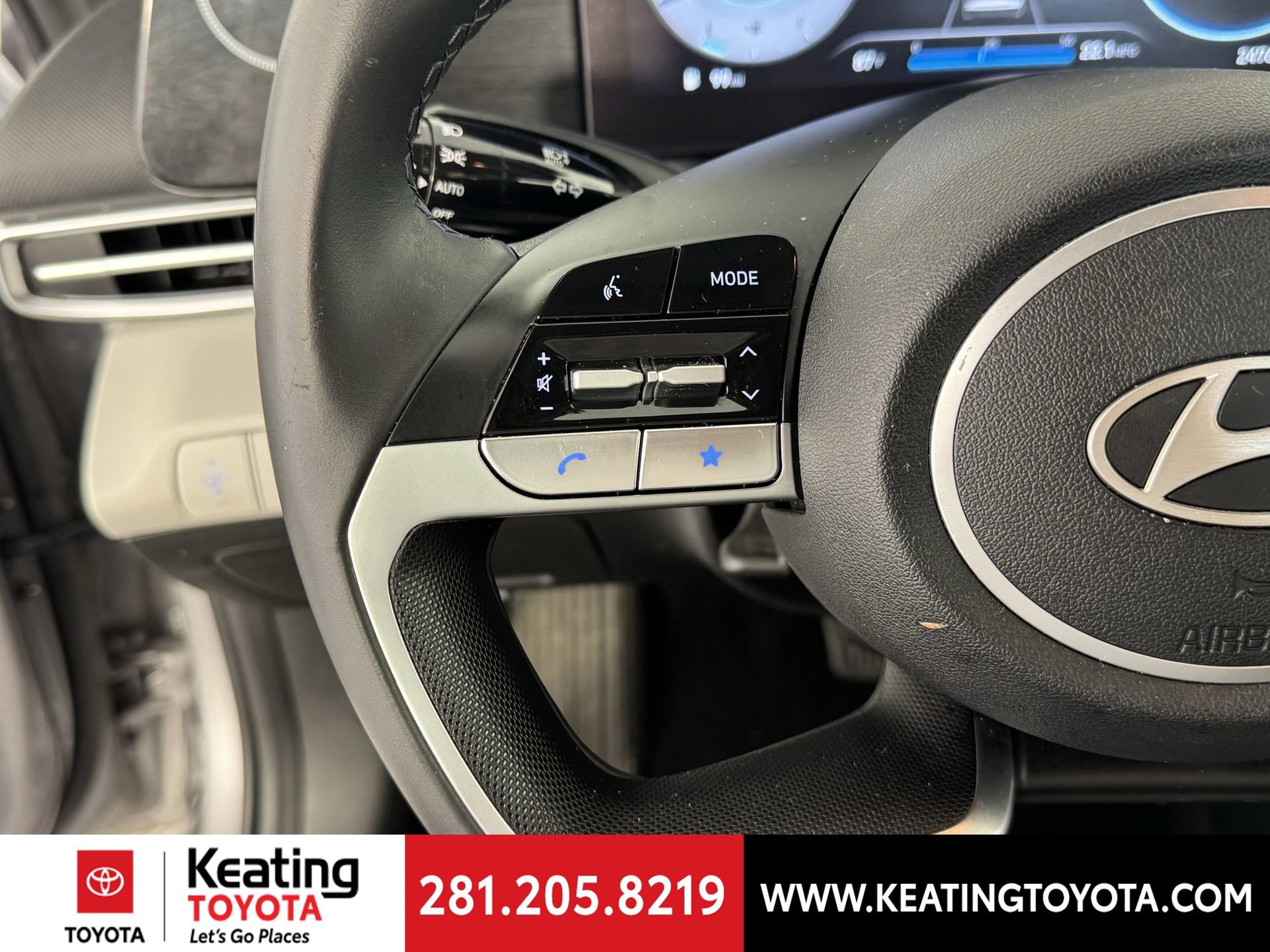 Used 2025 Hyundai Elantra Limited image 27