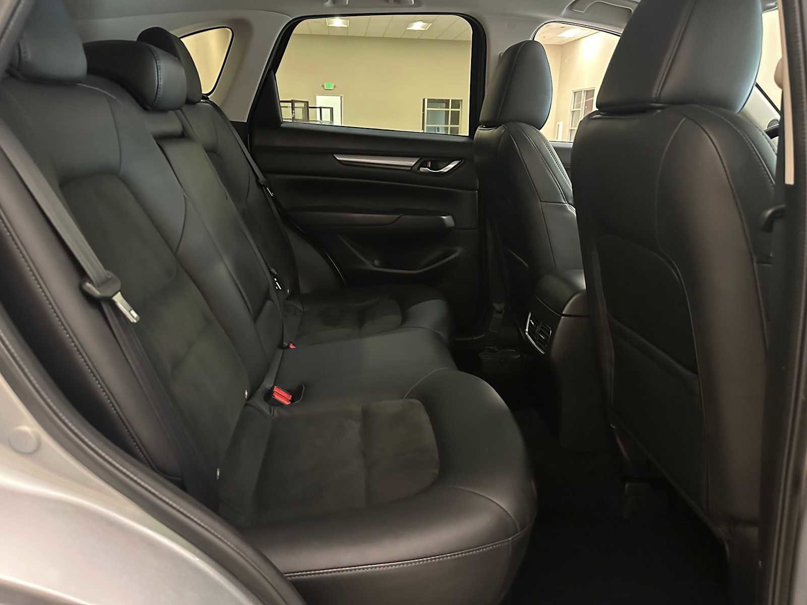 Used 2017 MAZDA CX-5 Touring w/ Preferred Equipment Package image 27