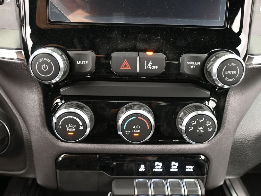 New 2026 RAM 1500 Express image 19