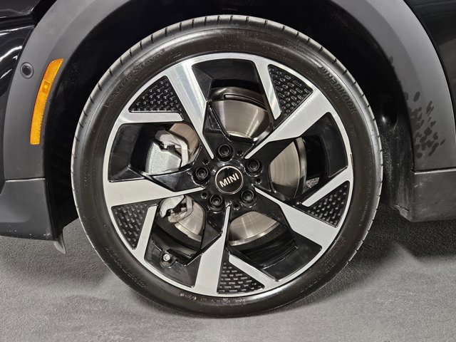 Used 2025 MINI Cooper Convertible image 23