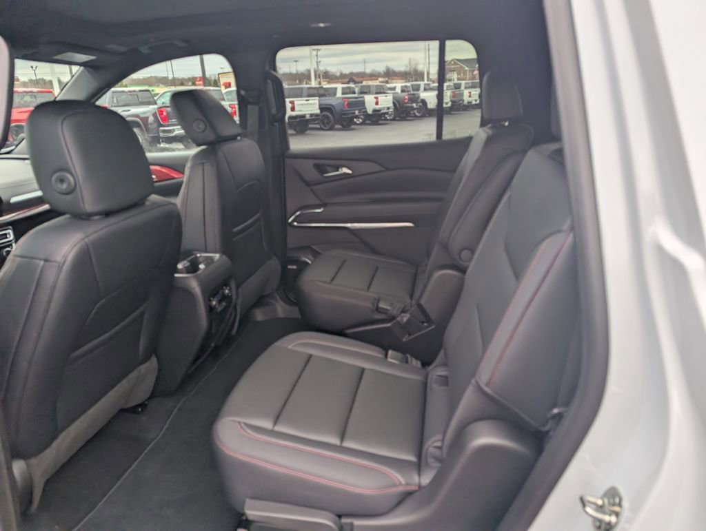 New 2026 Chevrolet Traverse Z71 w/ Enhanced Driving Package AWD/4WD image 9