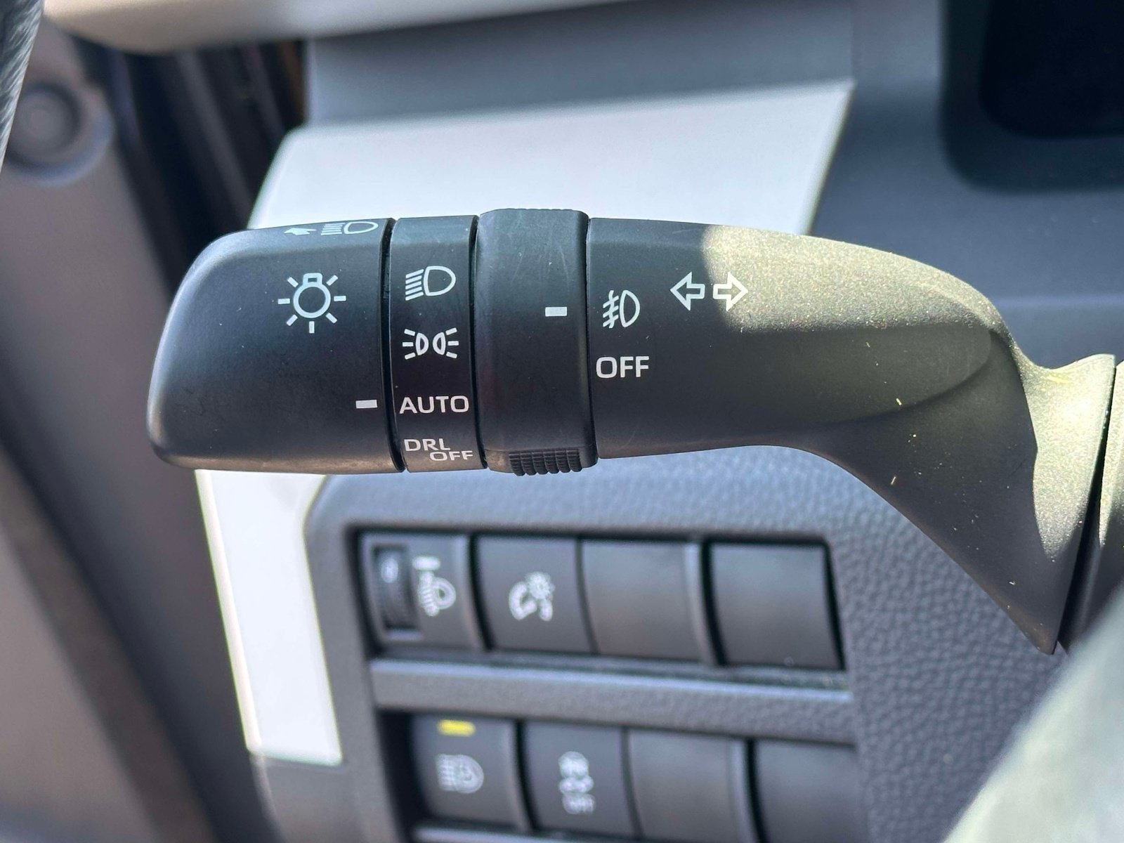 Used 2024 Toyota Tacoma TRD Off-Road AWD/4WD image 25