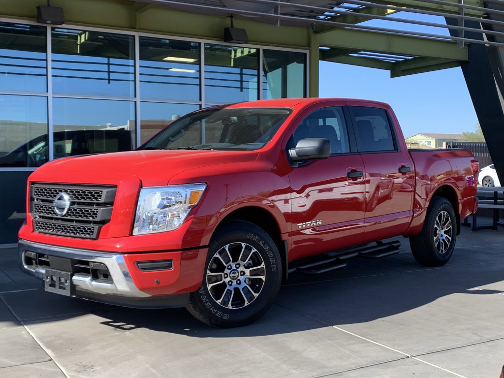 Used 2022 Nissan Titan SV w/ SV Convenience Package RWD image 1