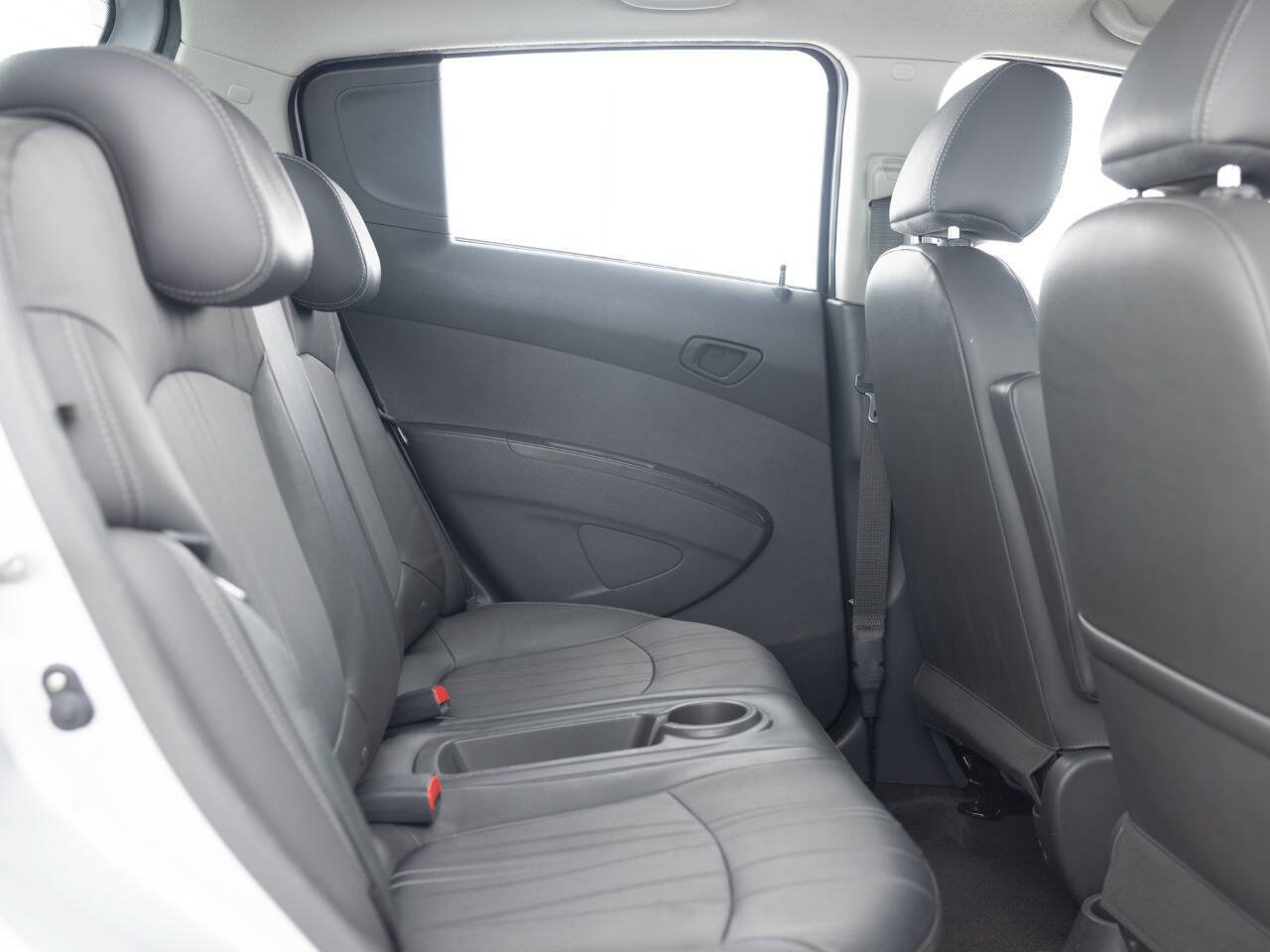 Used 2015 Chevrolet Spark LT FWD image 31