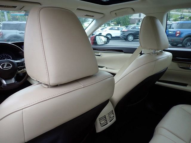 Used 2017 Lexus ES 350 w/ Luxury Package FWD image 17
