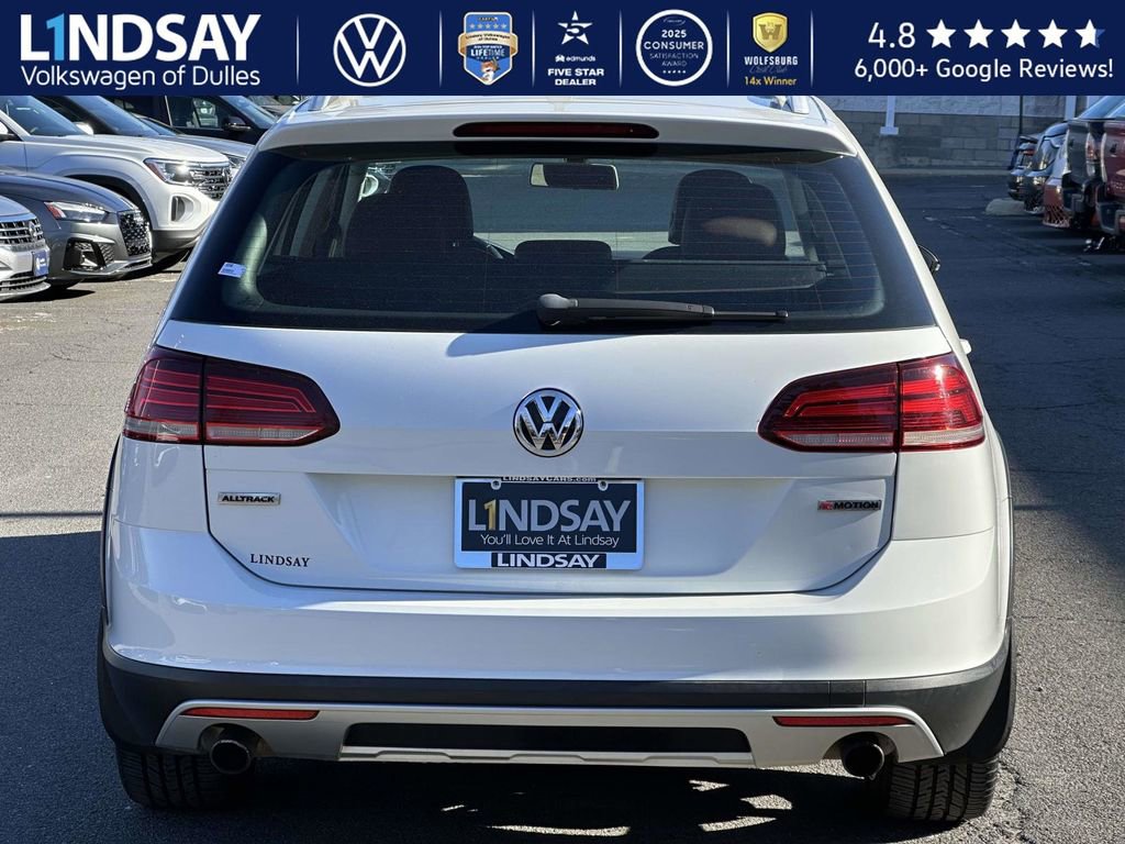 Used 2018 Volkswagen Golf Alltrack SE image 5