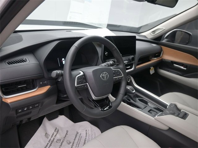 New 2026 Toyota Grand Highlander Limited image 19
