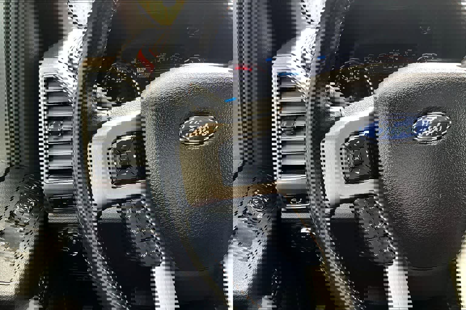 Used 2019 Ford F350 Platinum image 25