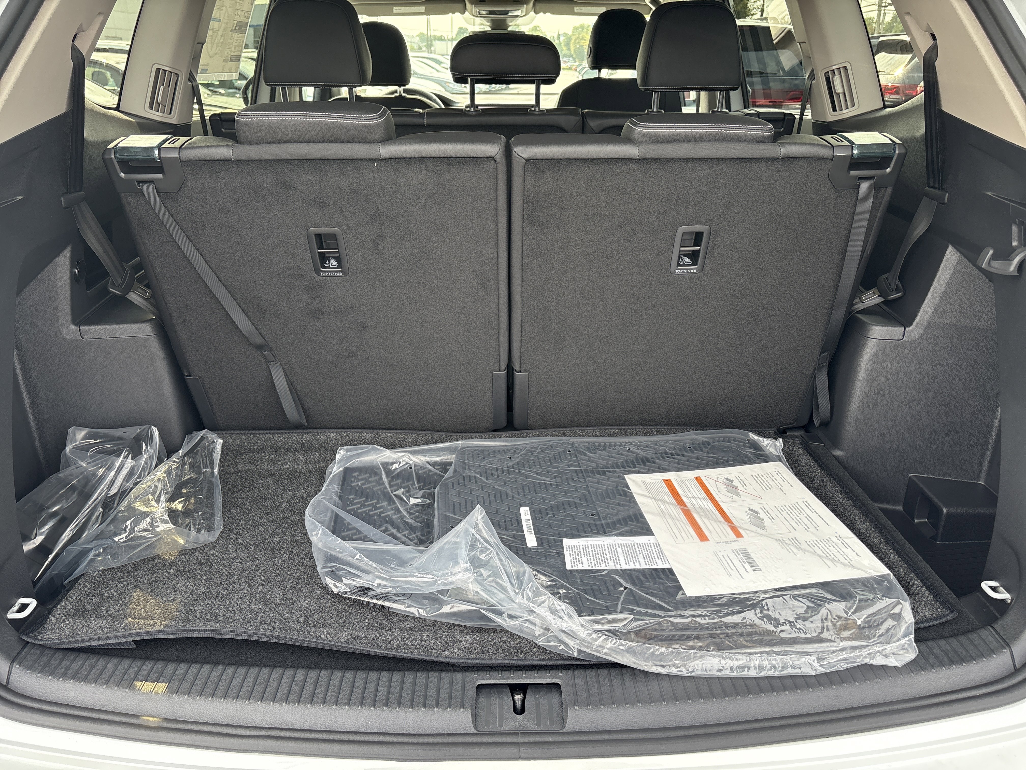New 2026 Volkswagen Atlas SE image 28