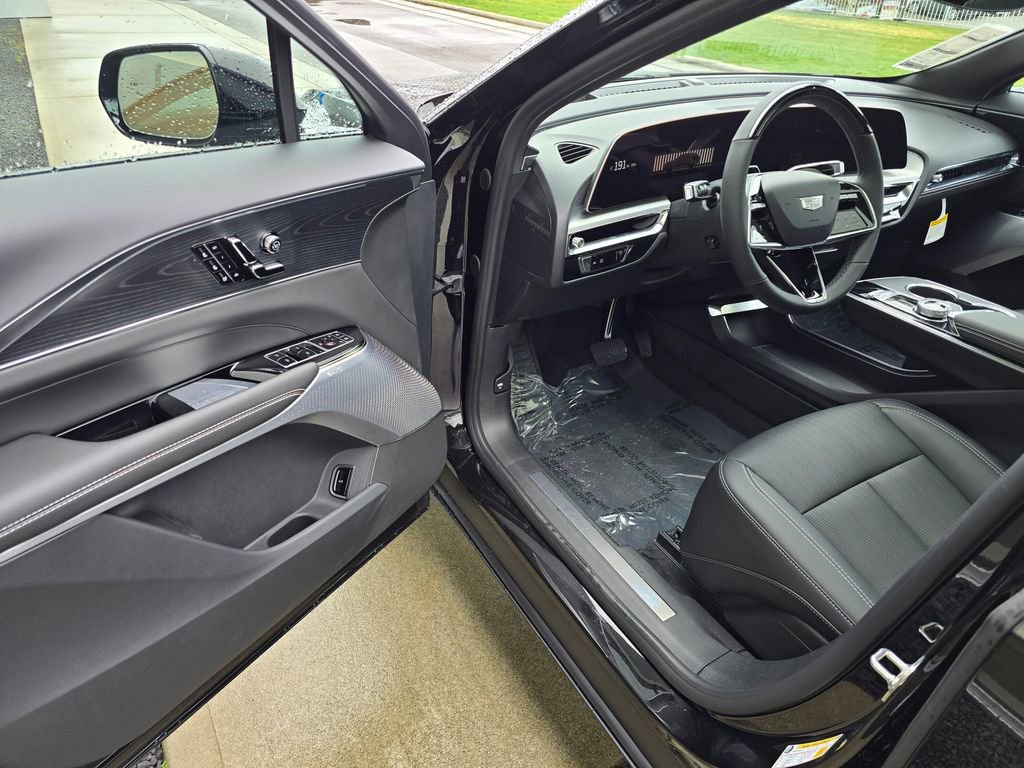 New 2026 Cadillac Lyriq Premium Sport image 19