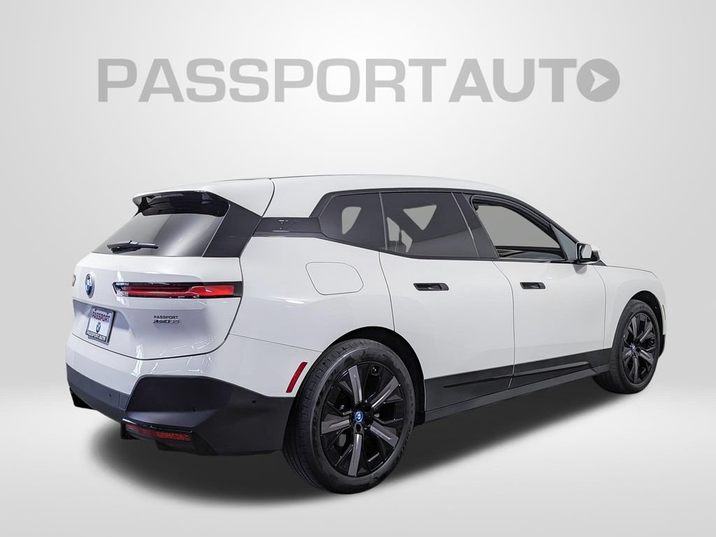 Certified 2024 BMW iX xDrive50 AWD/4WD image 7