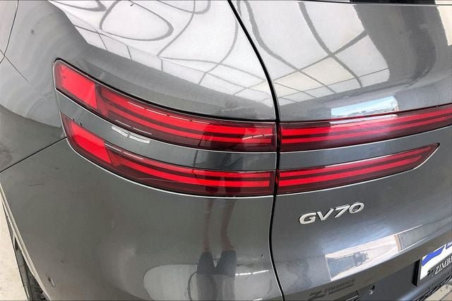 Used 2024 Genesis GV70 2.5T w/ Sport Prestige Package AWD/4WD image 27