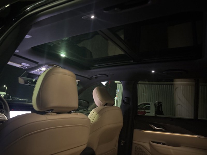 New 2025 Jeep Grand Cherokee Limited w/ Luxury Tech Group II image 14