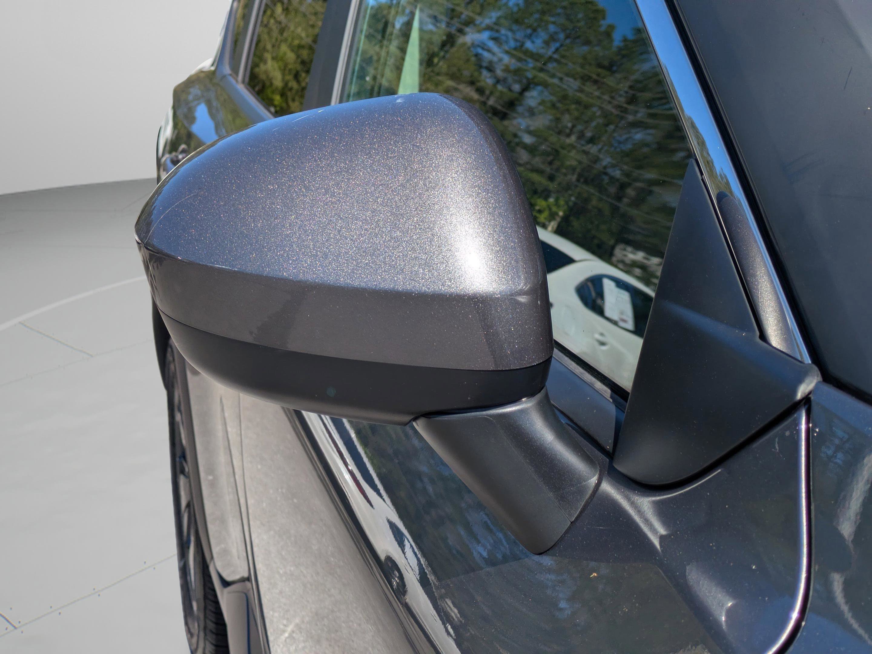 Used 2024 Nissan Rogue SV image 11