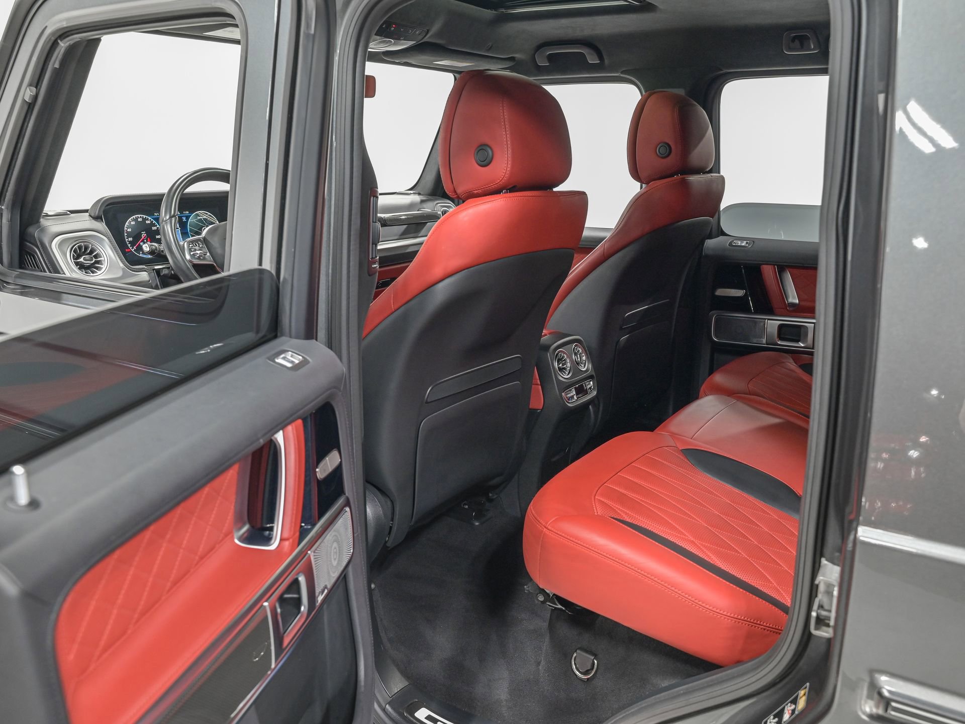 Used 2021 Mercedes-Benz G 550 image 26