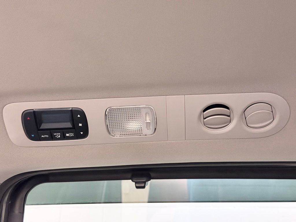 Used 2016 Honda Odyssey EX-L image 22