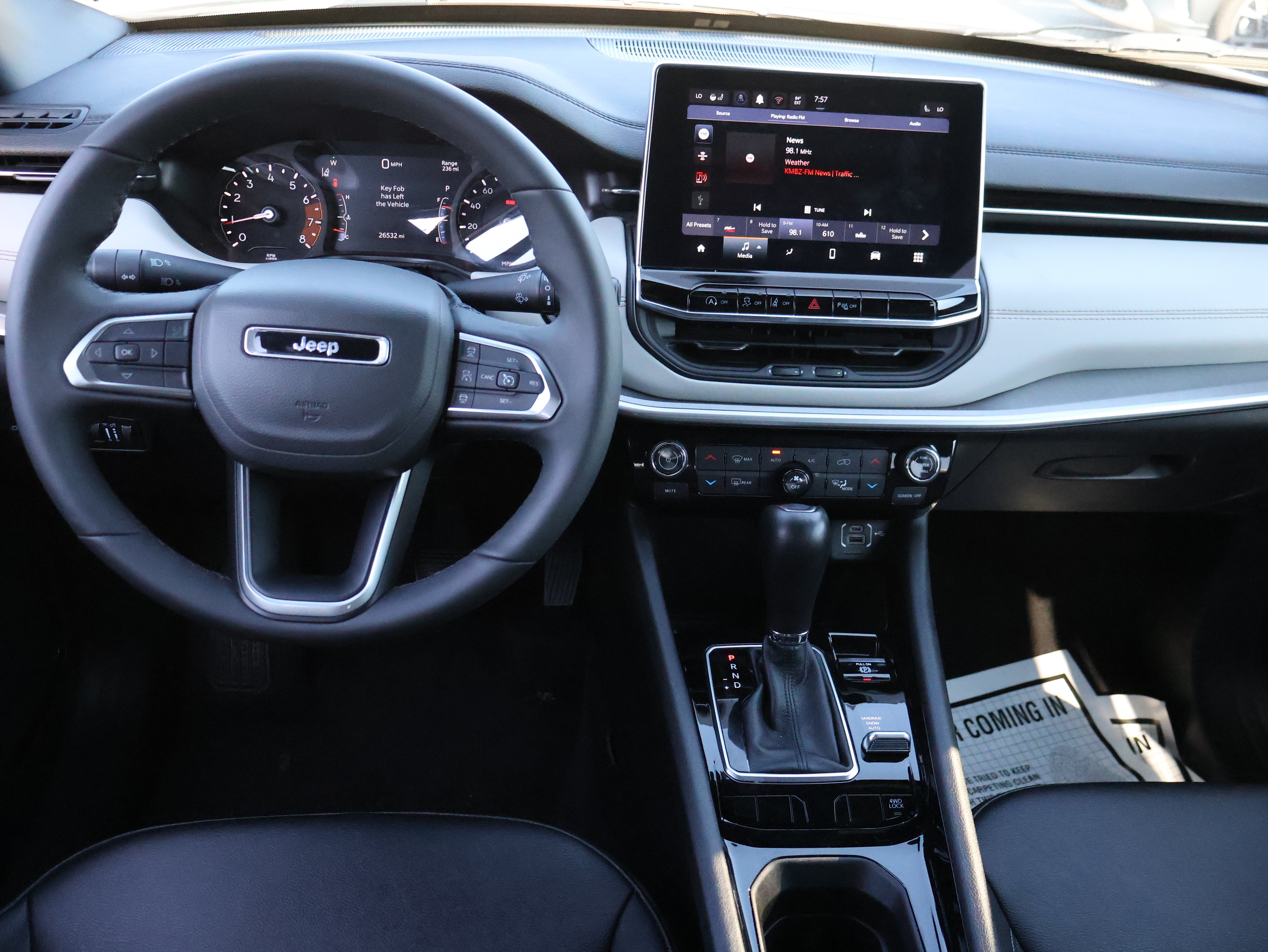Used 2025 Jeep Compass Limited AWD/4WD image 18