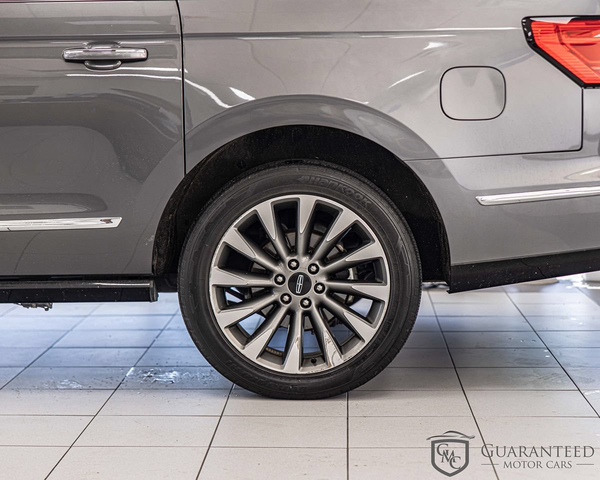 Used 2021 Lincoln Navigator L Reserve w/ Luxury Package AWD/4WD image 8