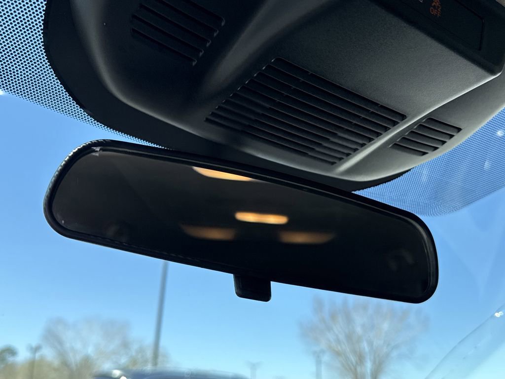 Used 2023 Nissan Rogue SV image 19