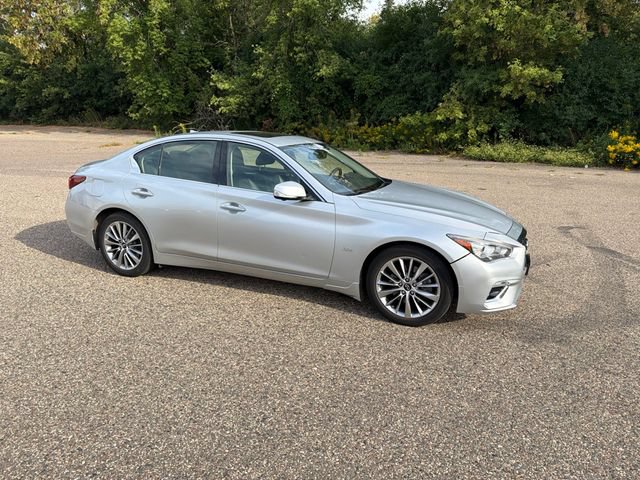 Used 2018 INFINITI Q50 Luxe w/ Sensory Package (Luxe) AWD/4WD image 15
