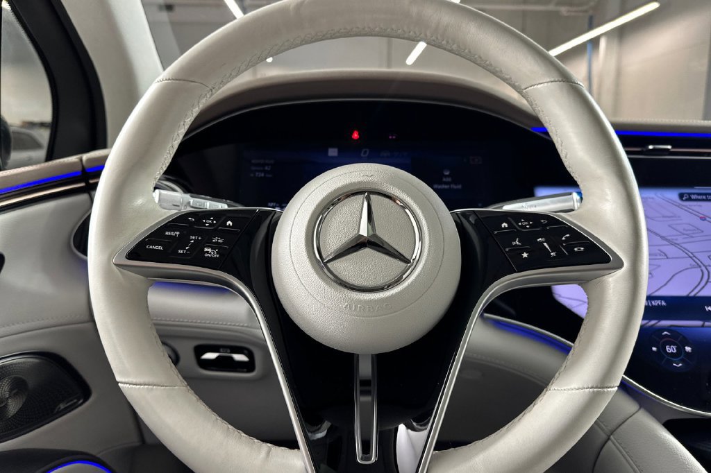 Certified 2023 Mercedes-Benz EQS 580 4MATIC SUV image 28