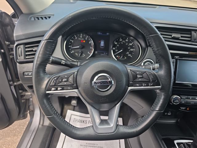 Used 2018 Nissan Rogue SV image 14