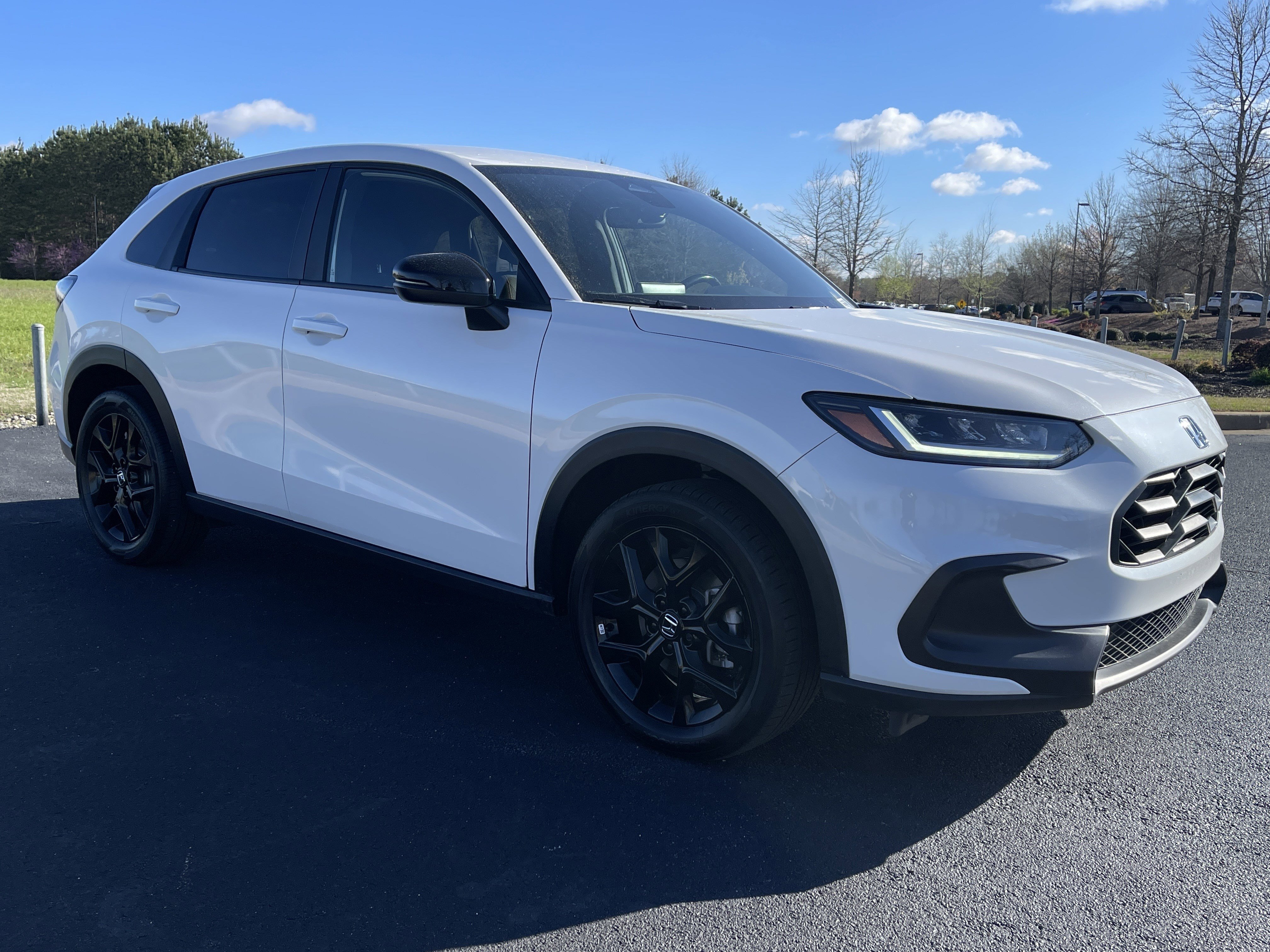 Certified 2025 Honda HR-V Sport image 2