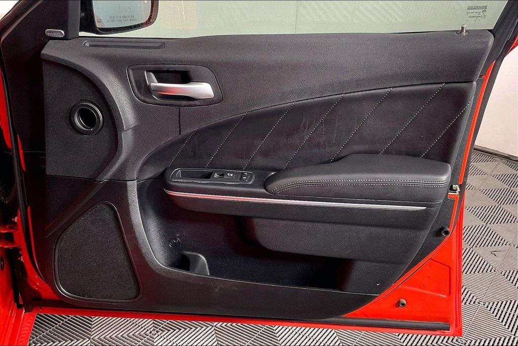 Used 2018 Dodge Charger SXT Plus w/ Quick Order Package 29J RWD image 23