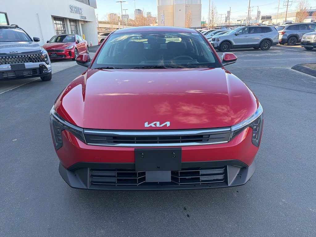 New 2025 Kia K4 LXS image 3