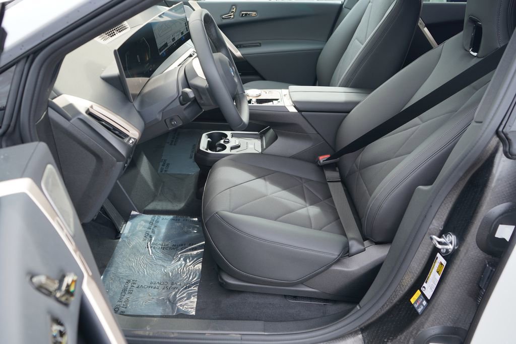 New 2026 BMW iX xDrive45 w/ Executive Package image 10