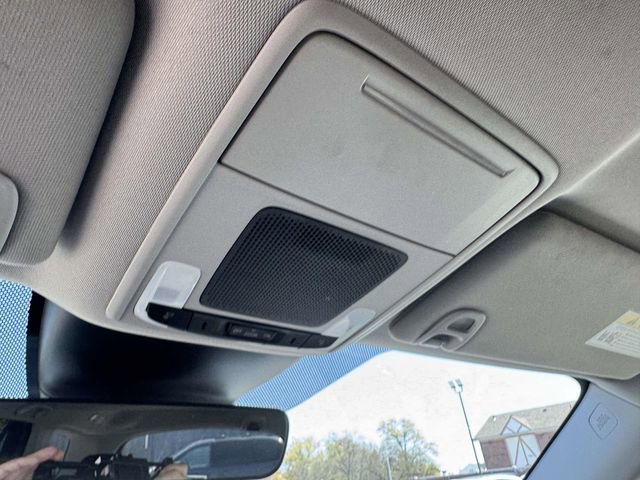 Used 2023 Honda Pilot EX-L image 38