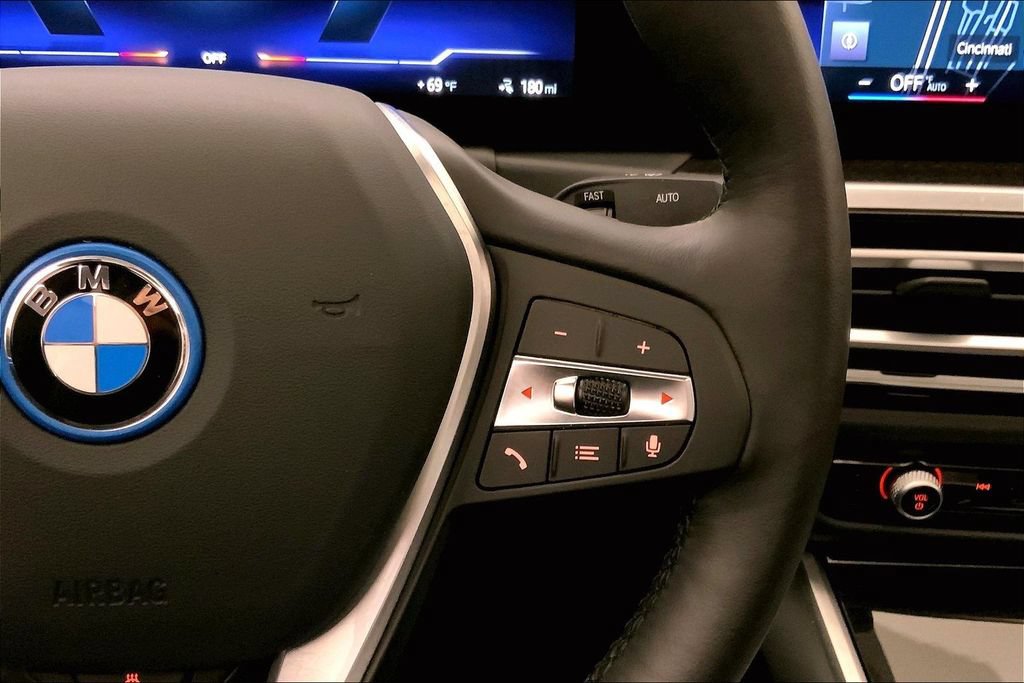 Certified 2023 BMW i4 eDrive35 w/ Premium Package RWD image 18