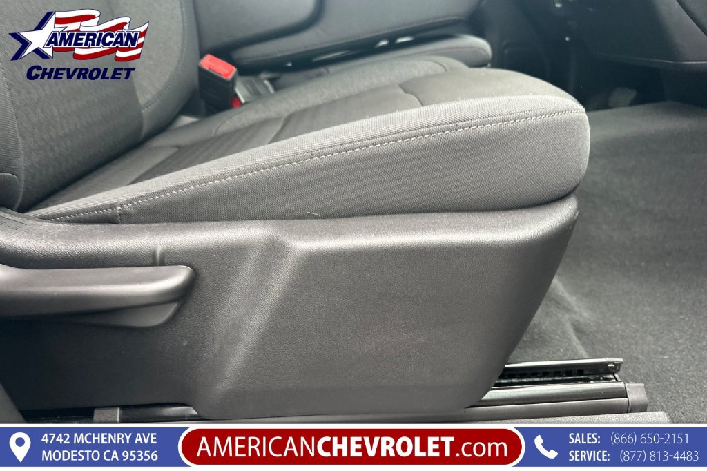 Used 2026 Chevrolet Silverado 1500 Custom w/ LPO, Dark Essentials Package RWD image 24