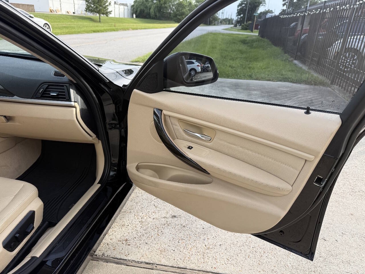 Used 2015 BMW 328d Sedan RWD image 22