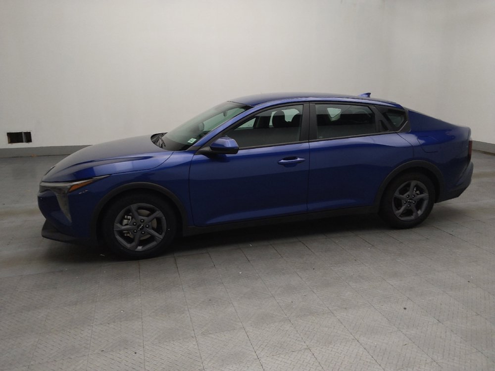 Used 2025 Kia K4 FWD image 2