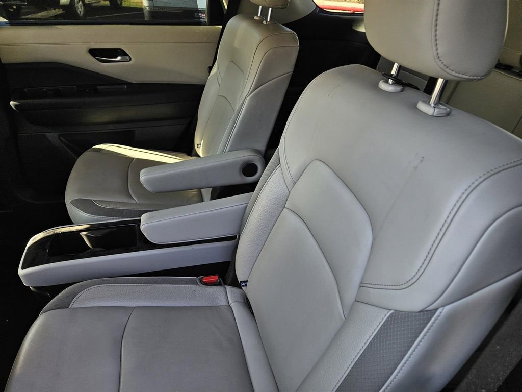Certified 2022 Nissan Pathfinder SL w/ SL Premium Package image 14