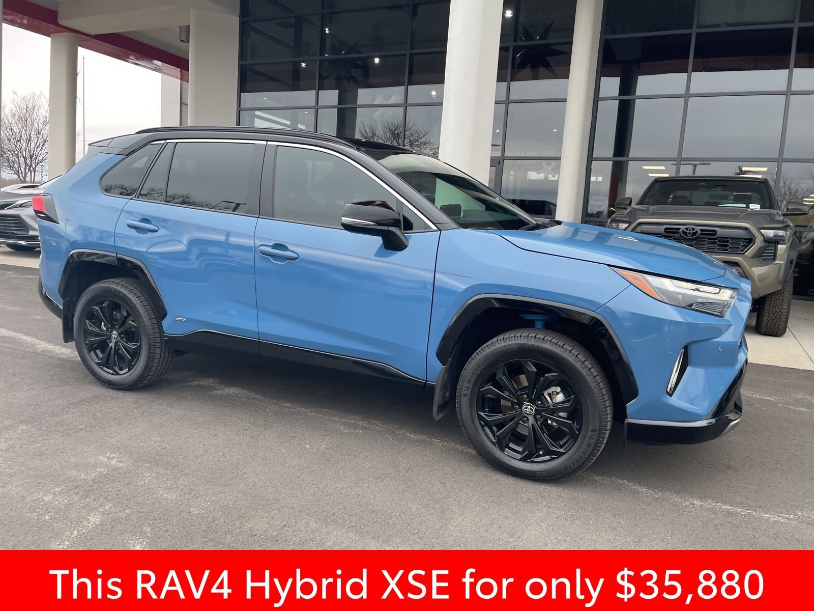 Used 2024 Toyota RAV4 XSE image 7