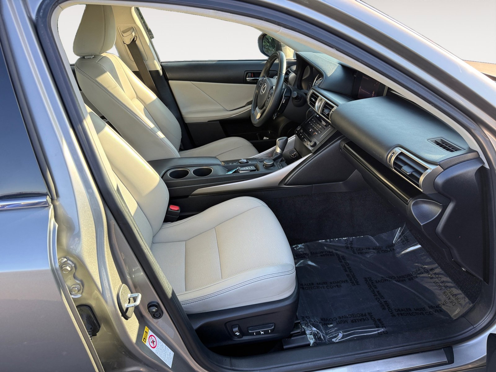 Used 2014 Lexus IS 250 image 19