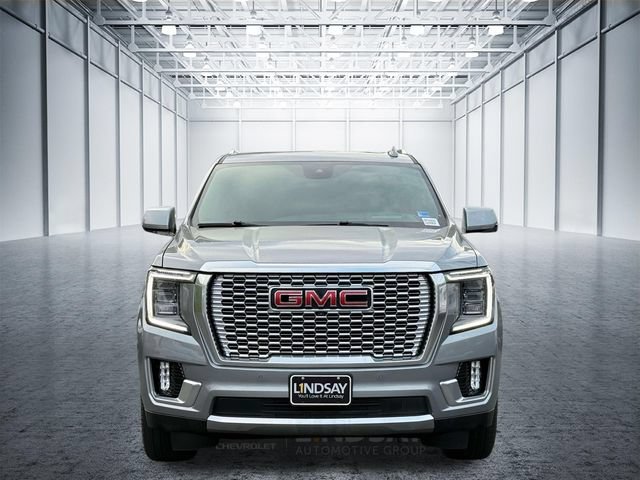 Used 2024 GMC Yukon XL Denali w/ Advanced Technology Package AWD/4WD image 7