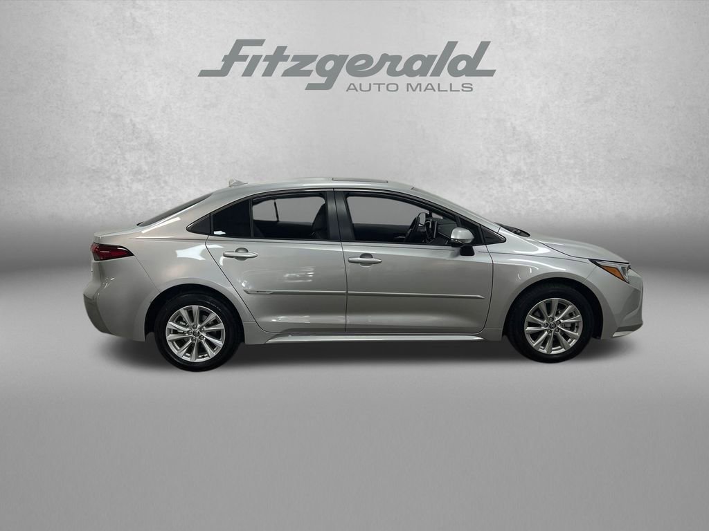 Used 2024 Toyota Corolla XLE FWD image 7