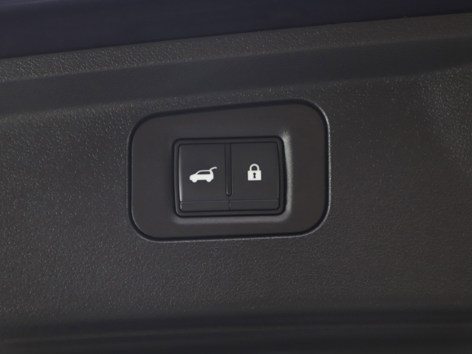 Used 2025 Nissan Armada Platinum Reserve image 20