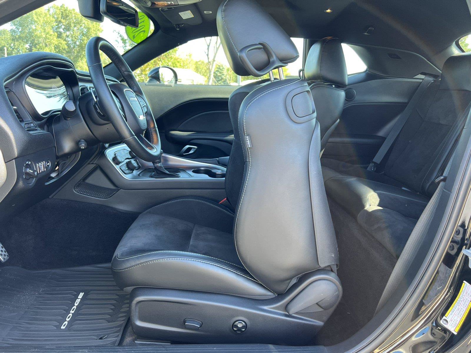 Used 2018 Dodge Challenger R/T Plus RWD image 5